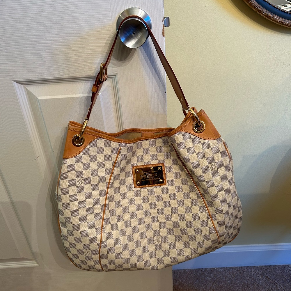 EC Louis Vuitton Damier Bag Neutrals Coated Canvas From 2009 Collection.